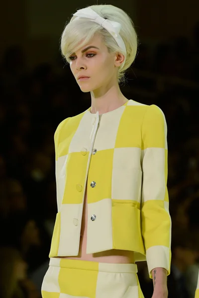 Look 22